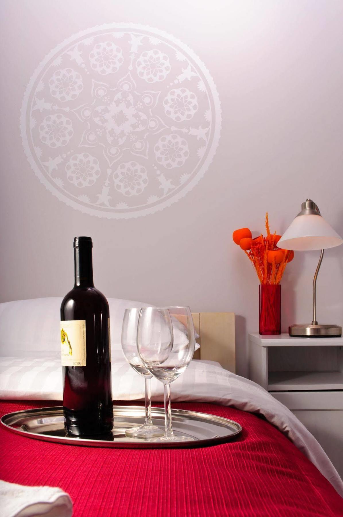 Cilantro Bed&Breakfast Breslavia Esterno foto